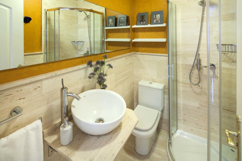 Inmalaga Catedral 1 Apartment Luaran gambar